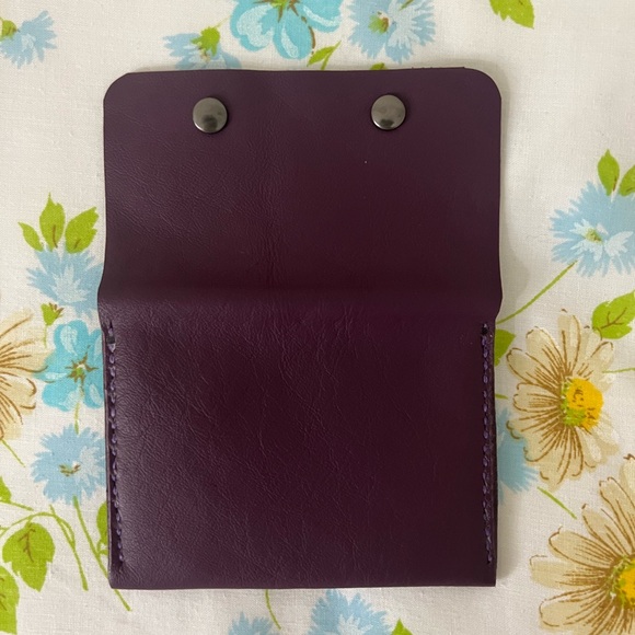 Handmade Genuine Leather Wallet - Picture 4 of 5